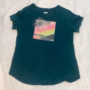 turquoise/green old navy tee shirt